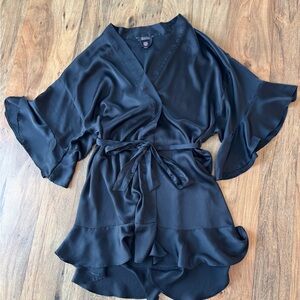 Victoria’s Secret Luxurious Black Robe Size M/L/G Made in Indonesia